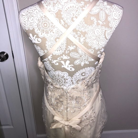 White Ivory Wedding Dress - Picture 4 of 8